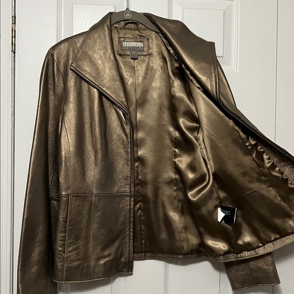 Bernardo Design Genuine Leather Zipper Jacket - Picture 6 of 6
